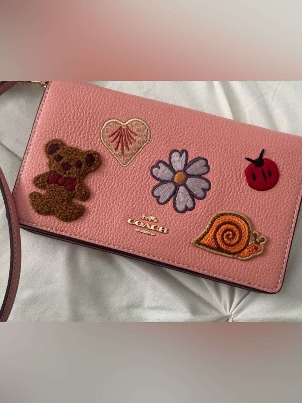 Coach Pink Leather Wallet with Embroidered Motifs - Picture 11 of 11